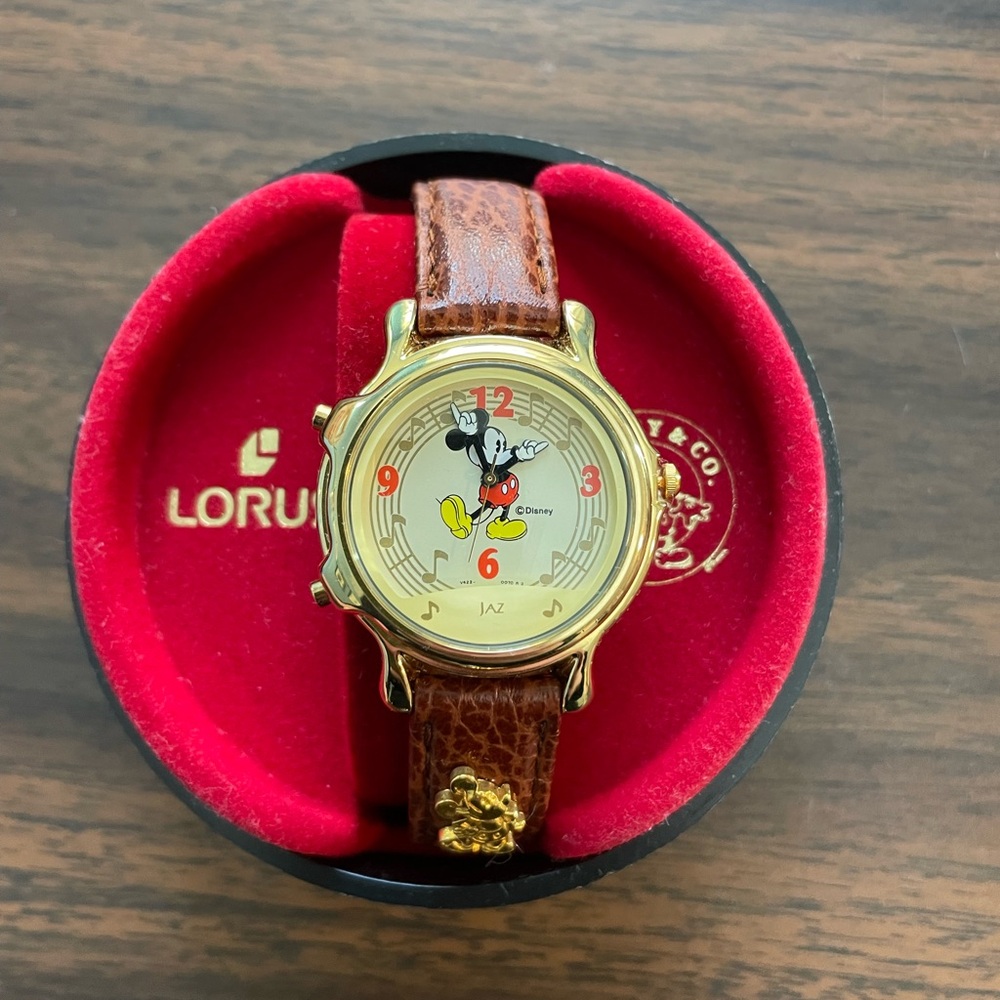 Vintage Lorus Mickey Mouse musical watch